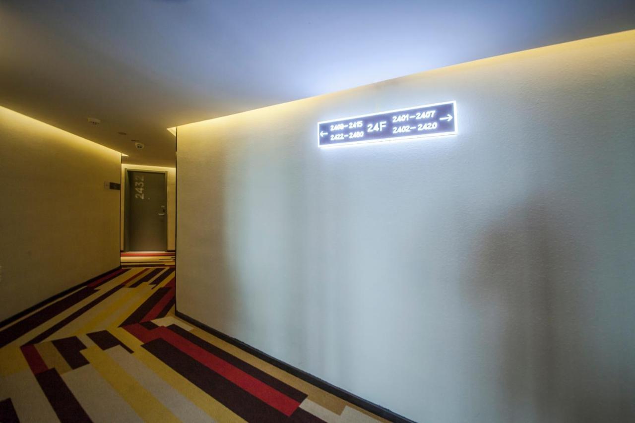 Ibis Nantong Middle Renmin Rd Hotel Buitenkant foto